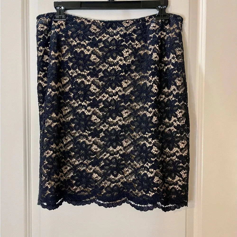Inc International Concepts Black Lace Skirt with Beige Lining Size 12